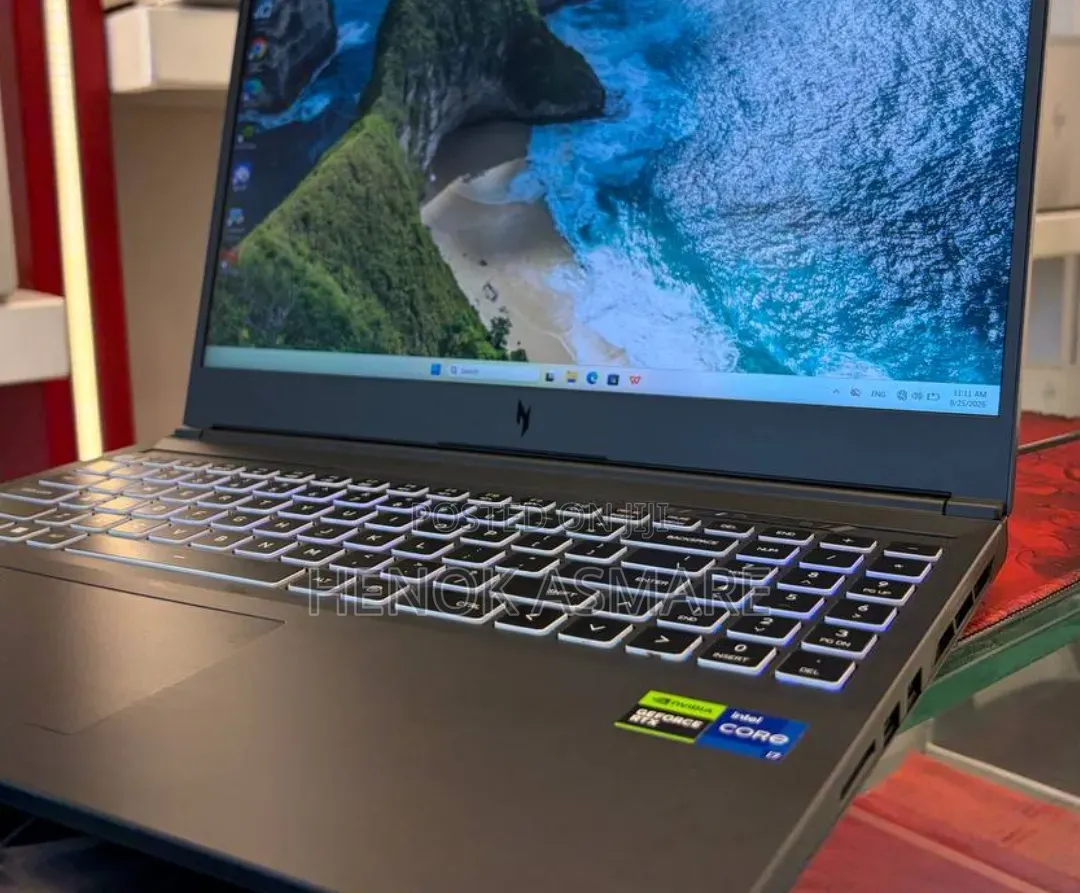 New Laptop Acer Predator Helios 300 16GB Intel Core i7 SSD 1T