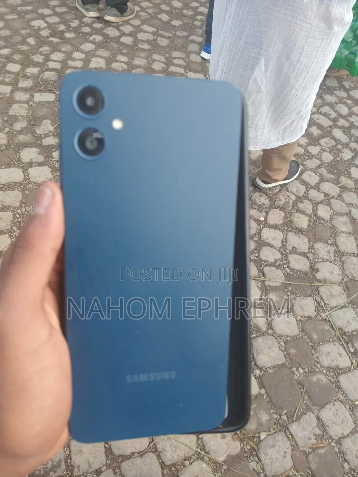 New Mobile Phone 64 GB Bronze