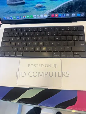 New Laptop Apple MacBook Pro 2021 M1 16GB Apple M1 Pro SSD 512GB