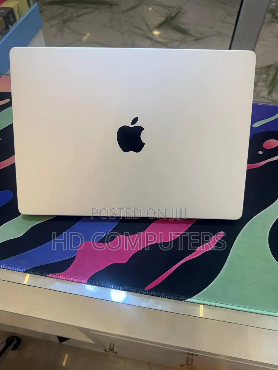 New Laptop Apple MacBook Pro 2021 M1 16GB Apple M1 Pro SSD 512GB