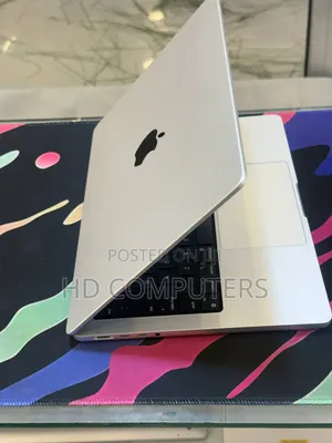 New Laptop Apple MacBook Pro 2021 M1 16GB Apple M1 Pro SSD 512GB