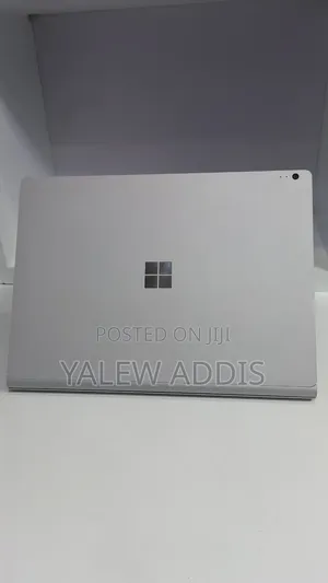 New Laptop Microsoft Surface Book 2 16GB Intel Core i7 SSD 512GB