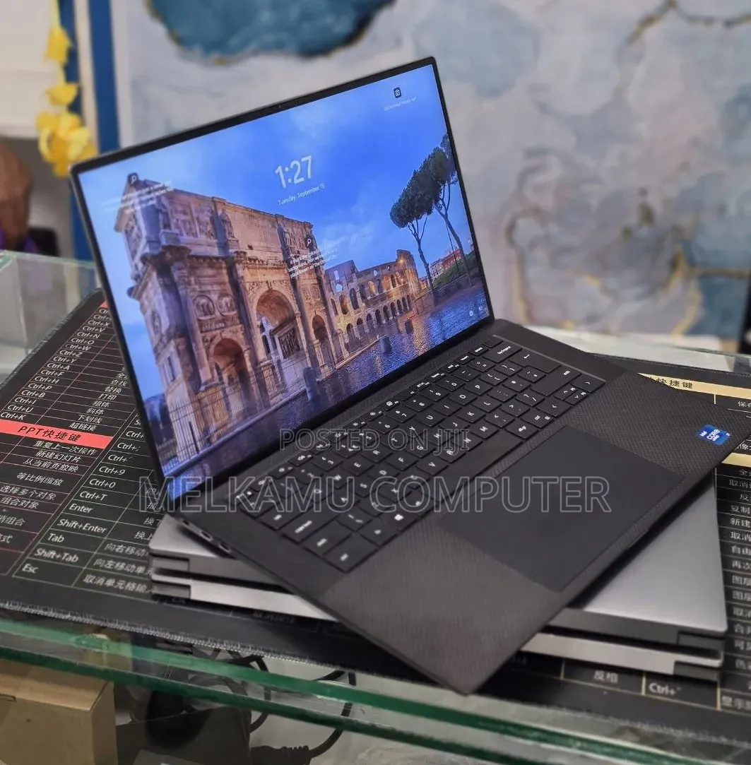 New Laptop Dell Precision 5560 32GB Intel Core i7 SSD 1T