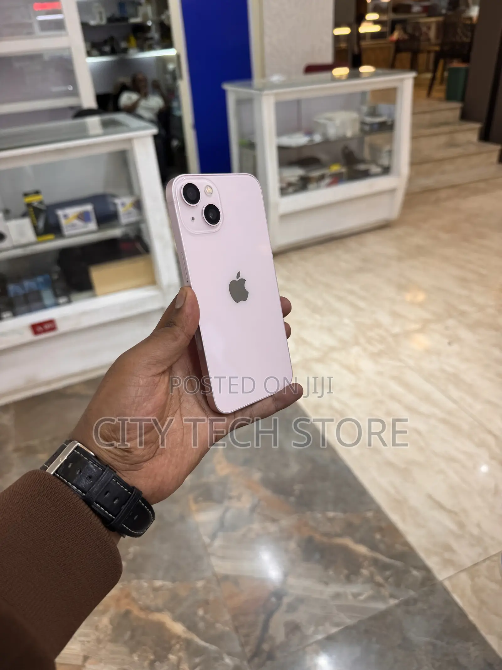 Apple iPhone 13 128 GB Pink