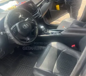 Toyota C-HR 2020 Gray
