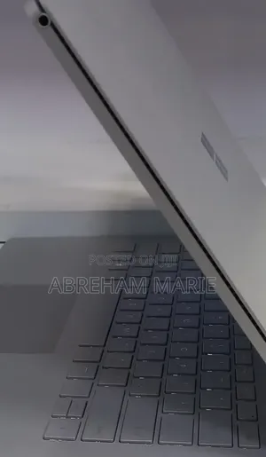 New Laptop Microsoft Surface Book 2 16GB Intel Core i7 SSD 512GB