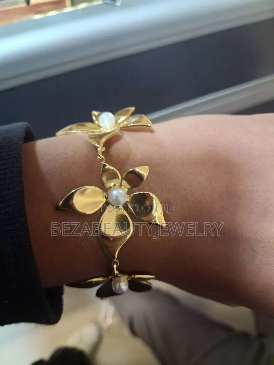Flower Bracelet