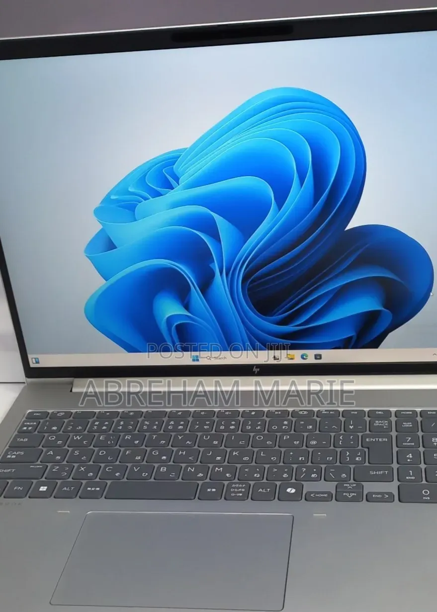 New Laptop HP EliteBook 660 G11 16GB Intel Core Ultra 7 SSD 512GB