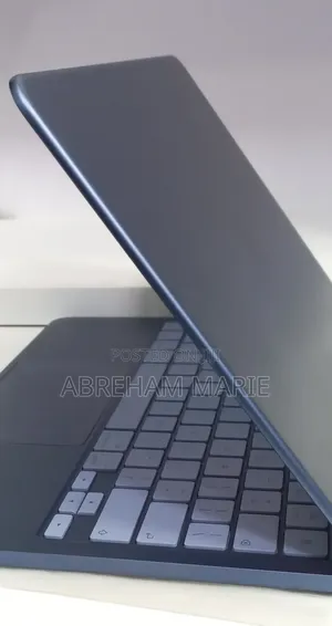 New Laptop Apple MacBook Neo 2026 8GB Intel Core M SSD 256GB