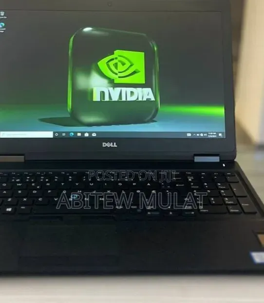 New Laptop Dell Latitude 5580 16GB Intel Core i5 SSD 512GB