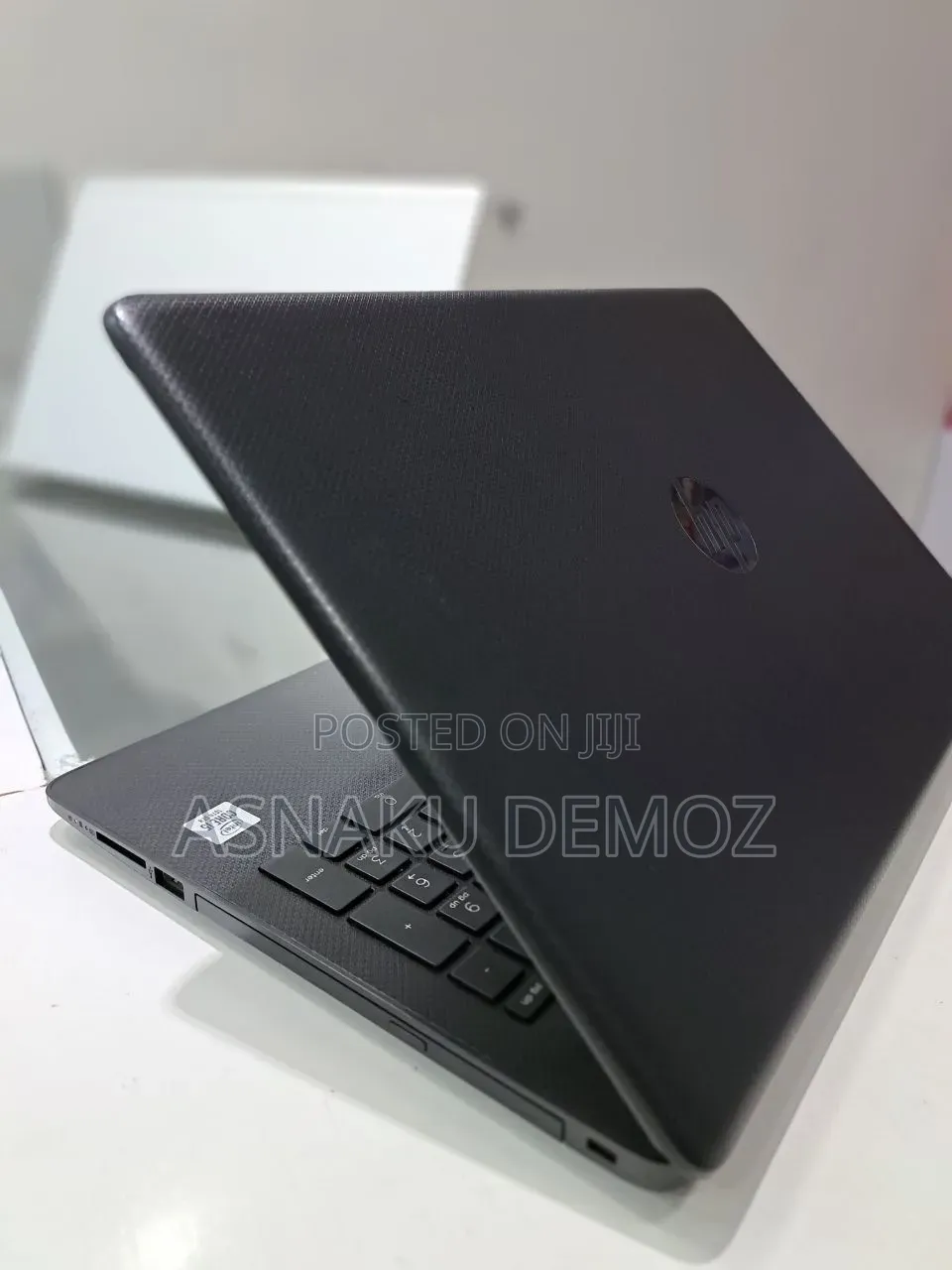 New Laptop HP Stream Notebook 8GB Intel Core i5 SSD 1T