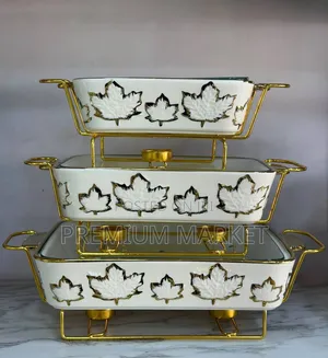 Cheafing Dish 3 Set Porcelain የብረት ማቆሚያዎች ያሉት ባለ ሶስት የሸክላ ሼፊንግ ዲሽ