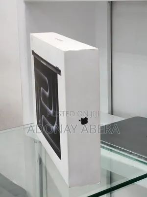 New Laptop Apple MacBook 36GB SSD 2T