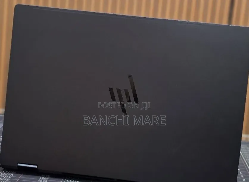 New Laptop HP OmniBook Ultra Flip 16" 32GB Intel Core Ultra 9 SSD 2T