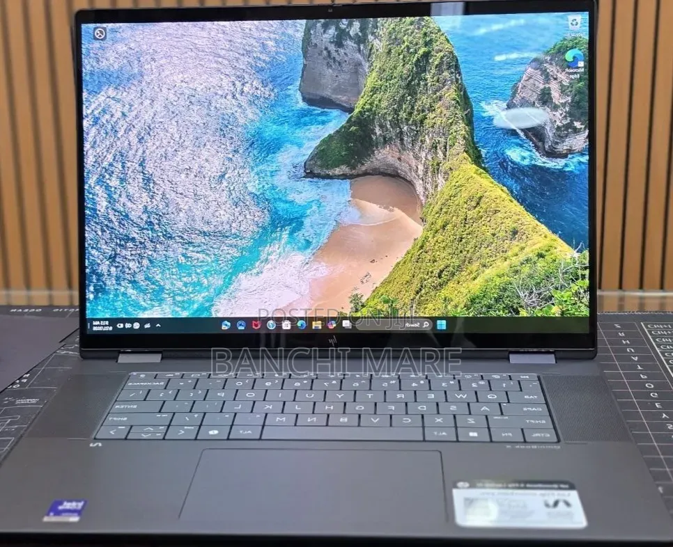 New Laptop HP OmniBook Ultra Flip 16" 32GB Intel Core Ultra 9 SSD 2T