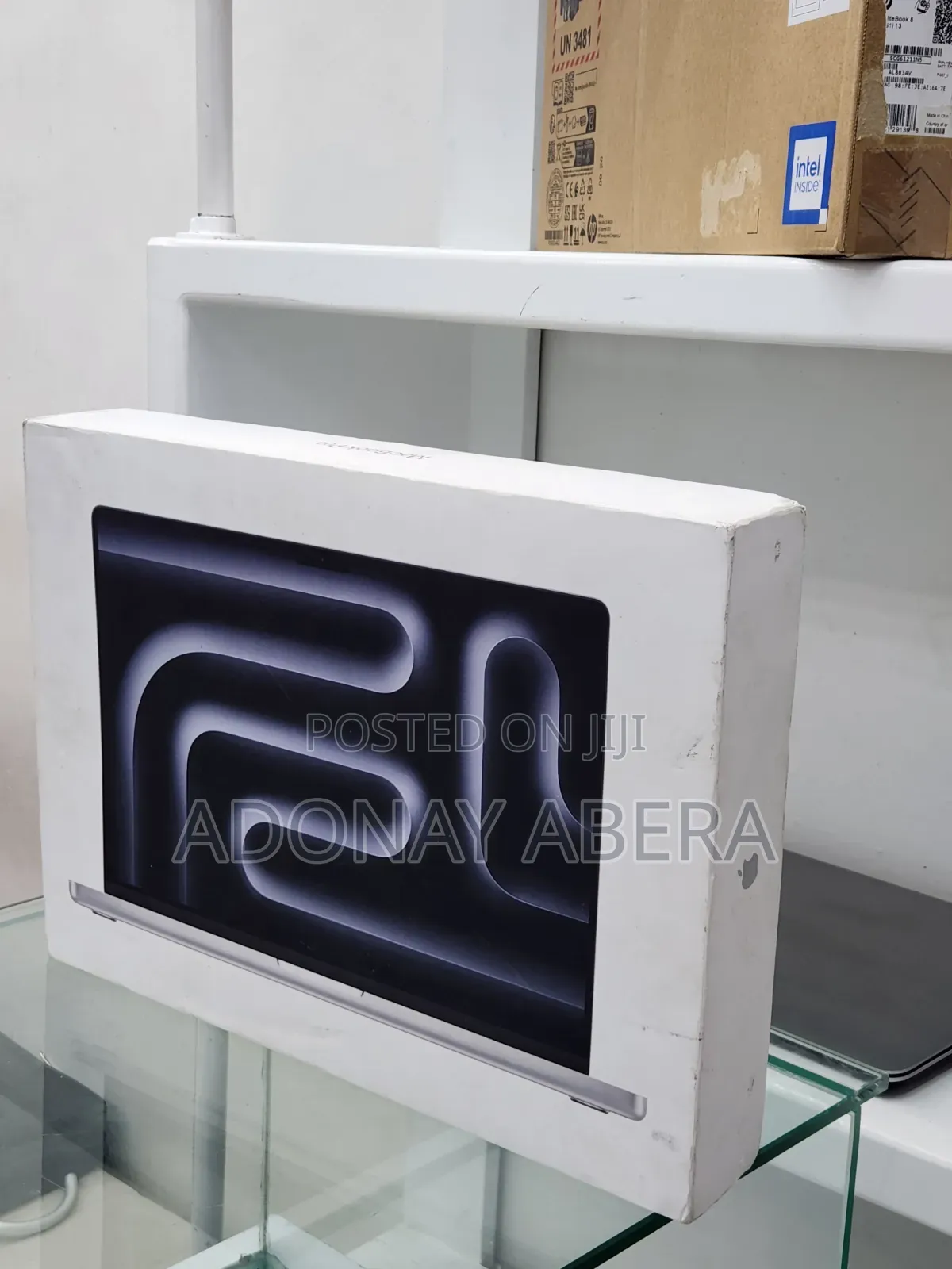 New Laptop Apple MacBook 48GB SSD 2T