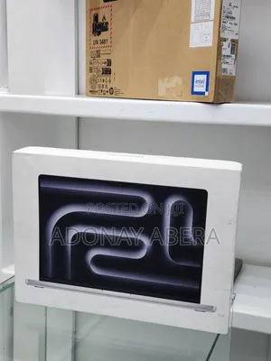 New Laptop Apple MacBook 48GB SSD 2T