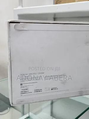New Laptop Apple MacBook 48GB SSD 2T