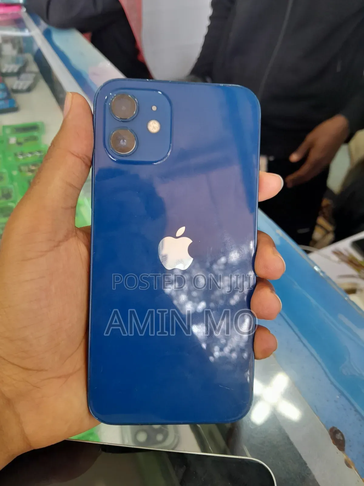 Apple iPhone 12 64 GB