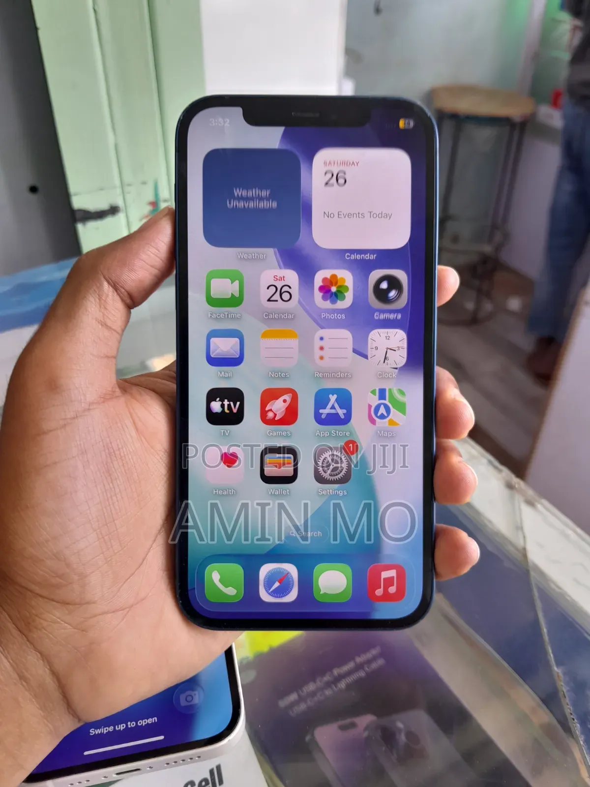 Apple iPhone 12 64 GB