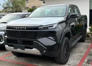 New Toyota Hilux 2026 Black