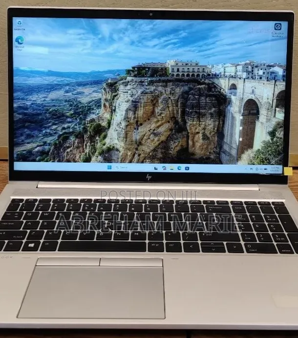 New Laptop HP EliteBook 845 G8 16GB AMD Ryzen 7 SSD 512GB