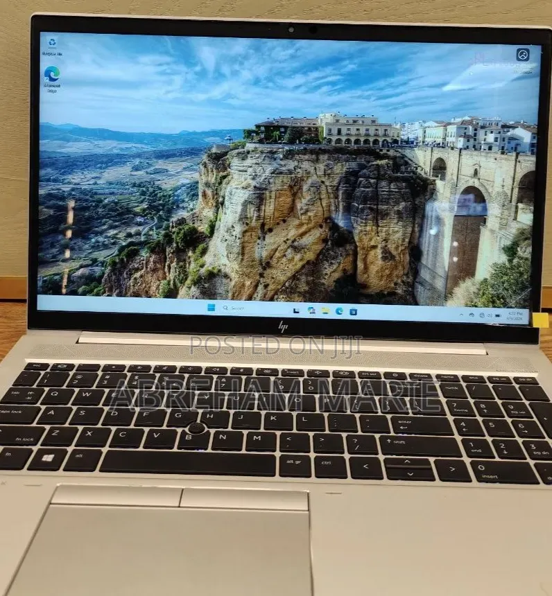 New Laptop HP EliteBook 845 G8 16GB AMD Ryzen 7 SSD 512GB