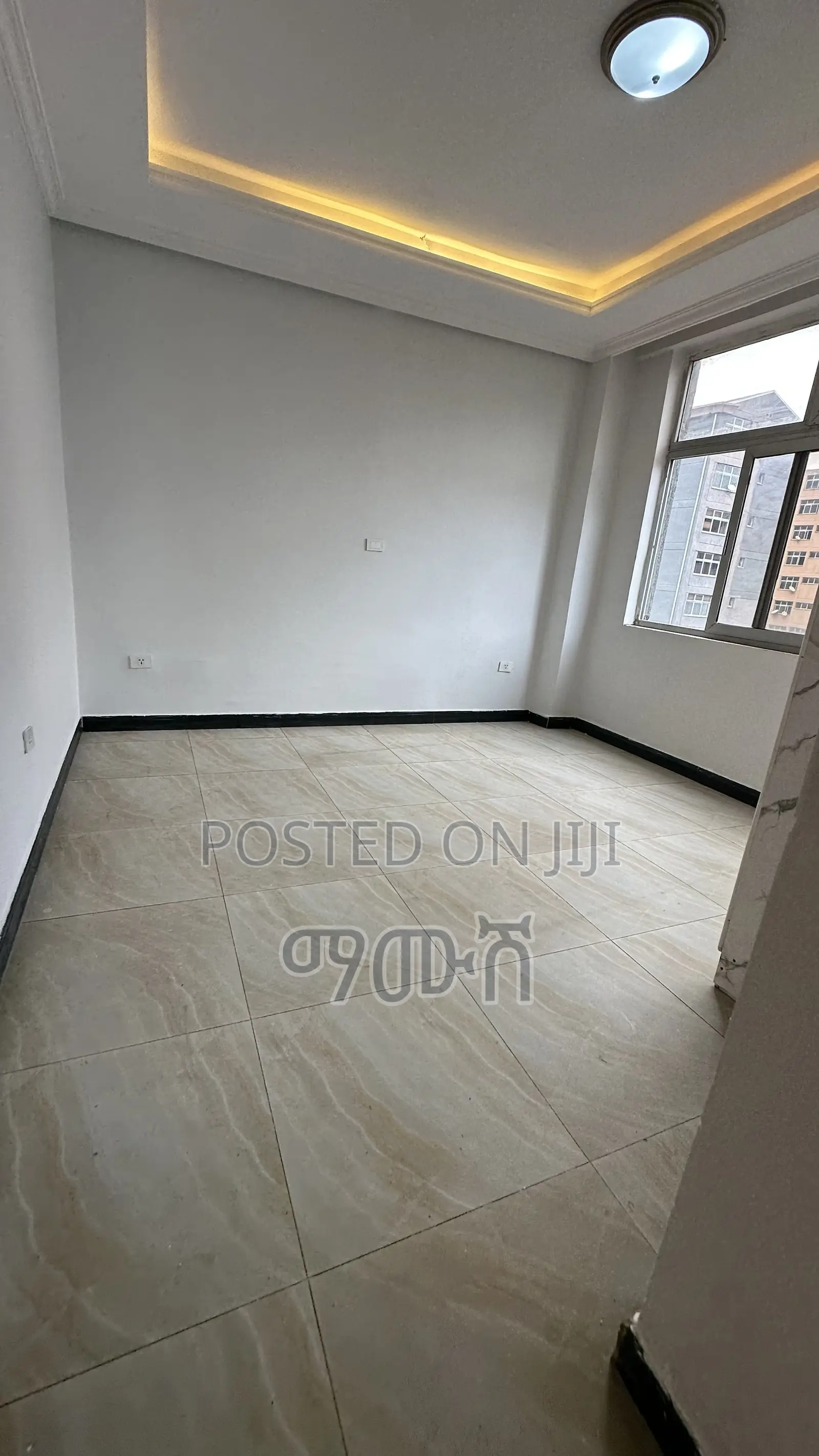 Furnished 3bdrm Condo in አያት, Bole for sale