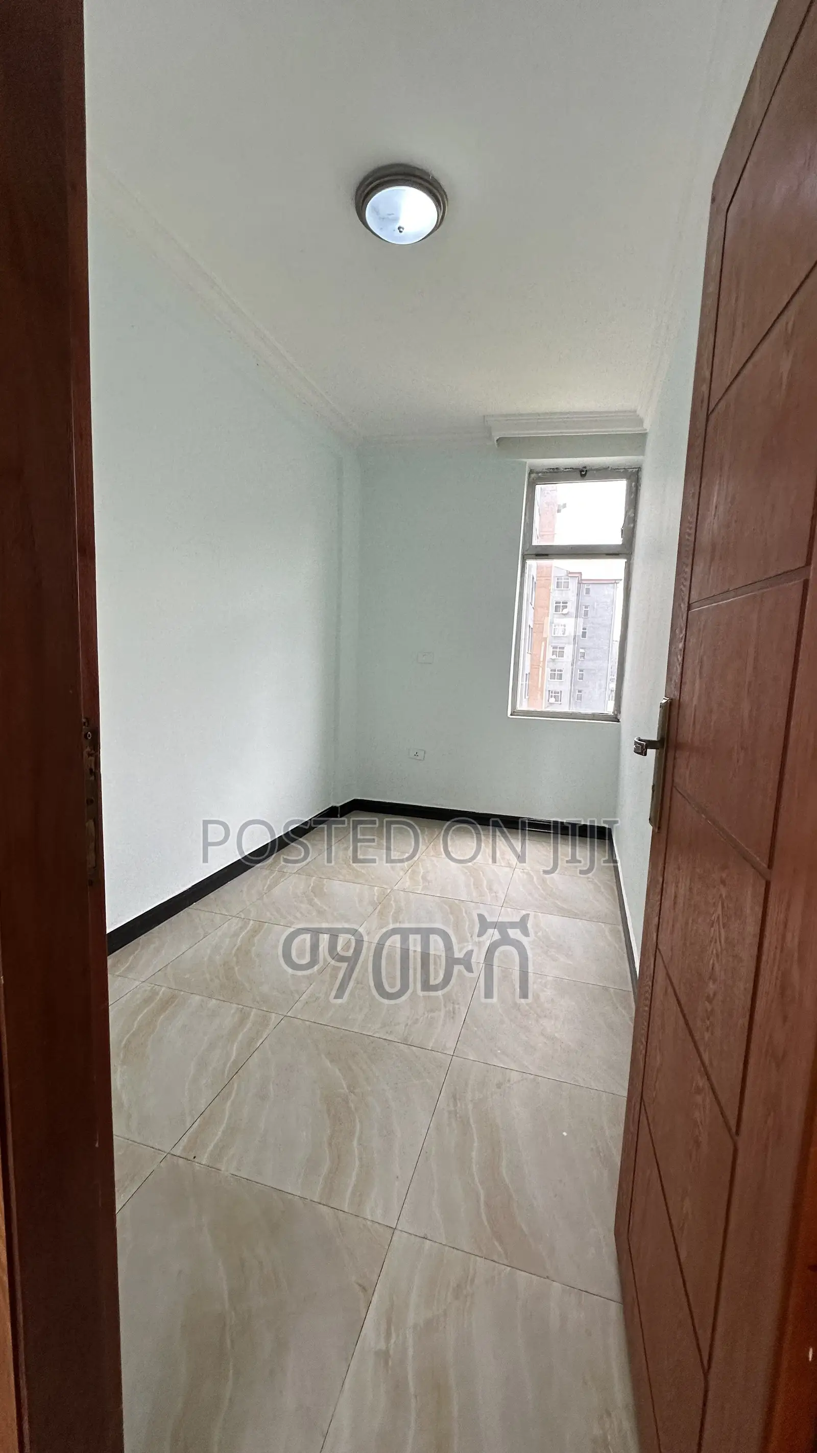 Furnished 3bdrm Condo in አያት, Bole for sale