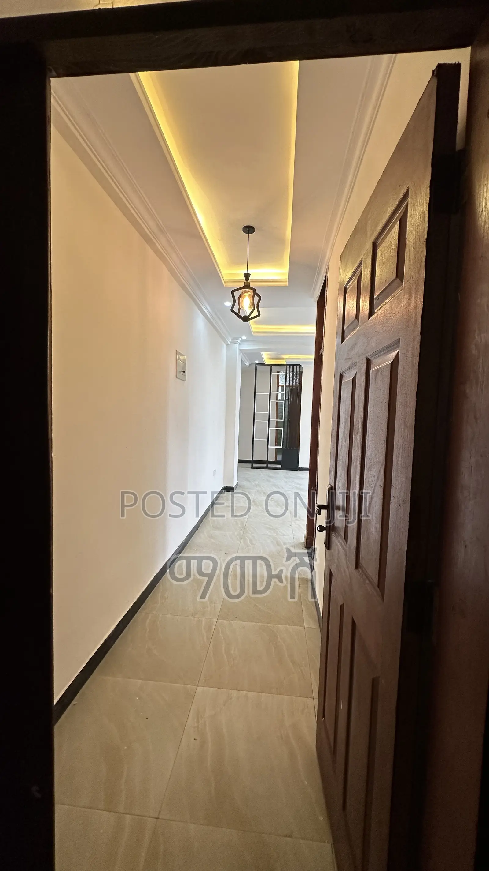 Furnished 3bdrm Condo in አያት, Bole for sale