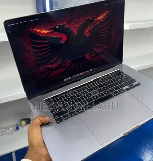 New Laptop Apple MacBook Pro 2019 32GB Intel Core i9 SSD 1T