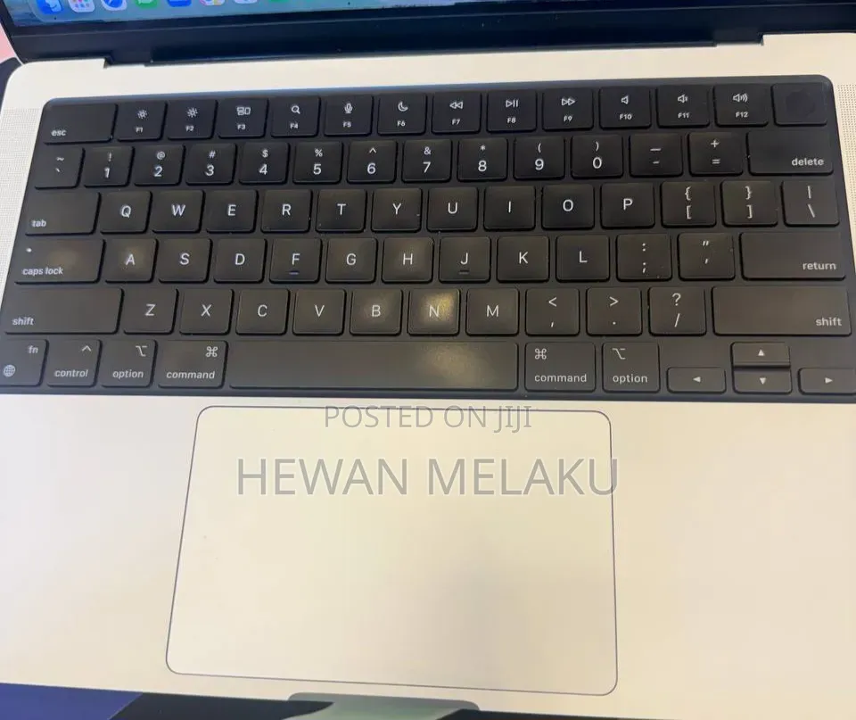 New Laptop Apple MacBook Pro 2021 M1 16GB Apple M1 SSD 512GB