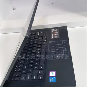 New Laptop Asus Vivobook 14 16GB Intel Core i5 SSD 512GB