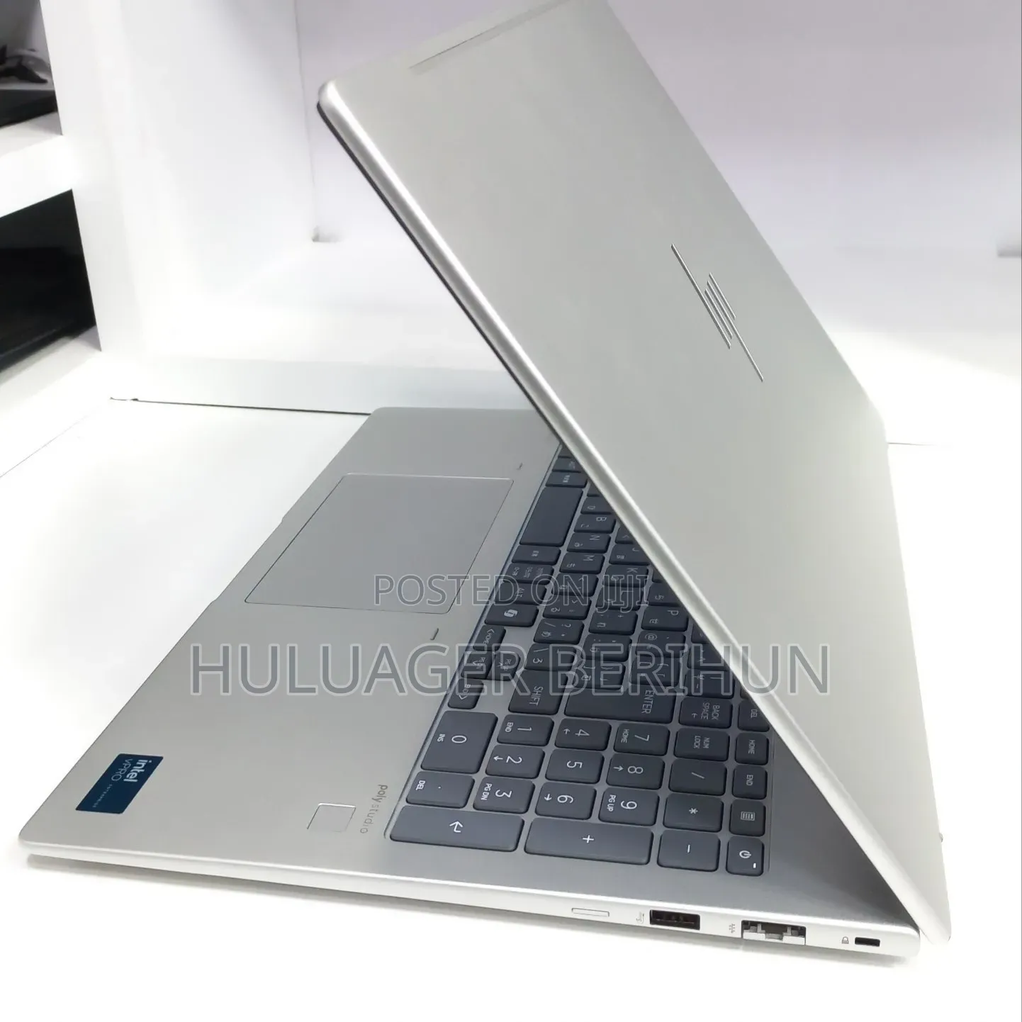 New Laptop HP EliteBook 660 G11 16GB Intel Core Ultra 7 SSD 512GB