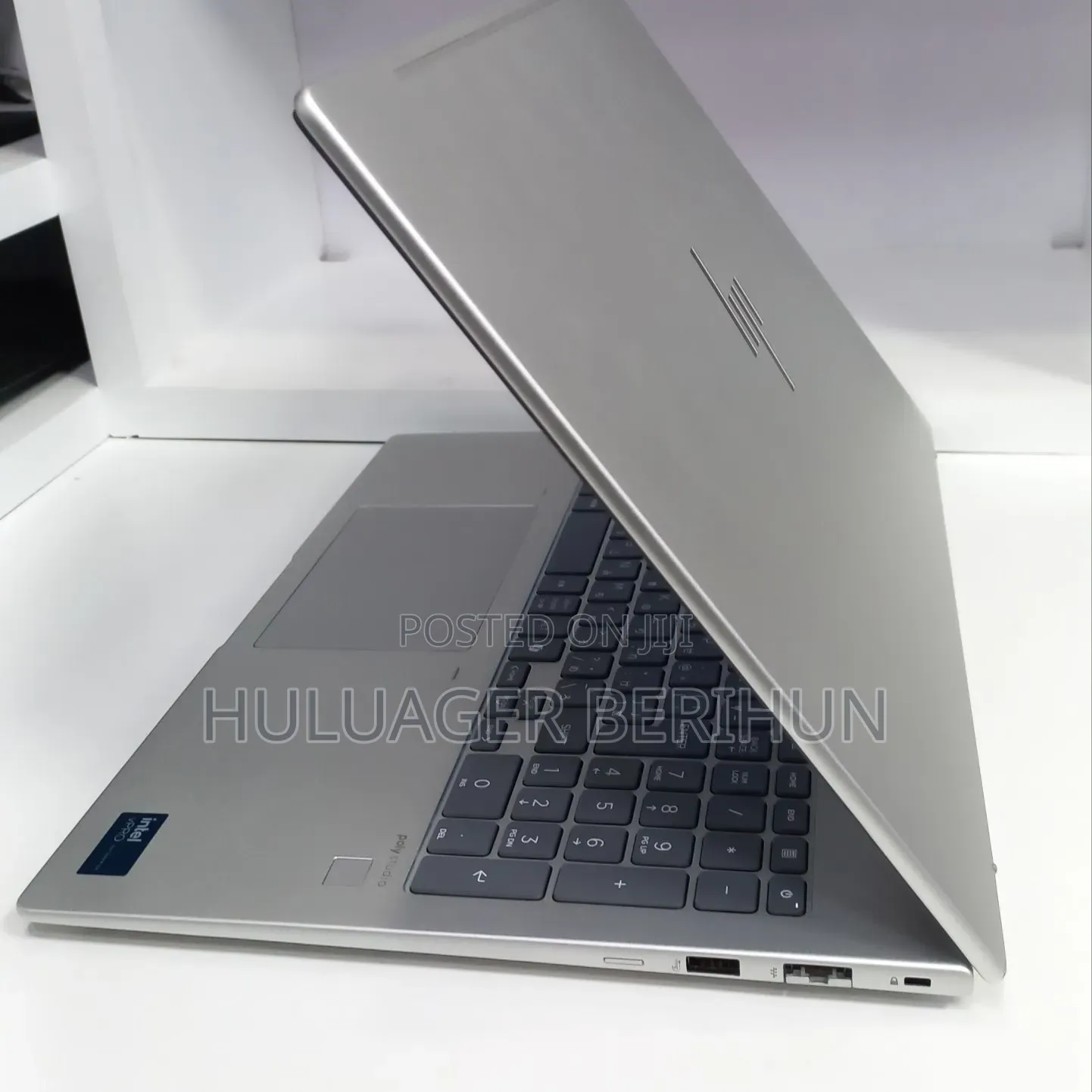 New Laptop HP EliteBook 660 G11 16GB Intel Core Ultra 7 SSD 512GB