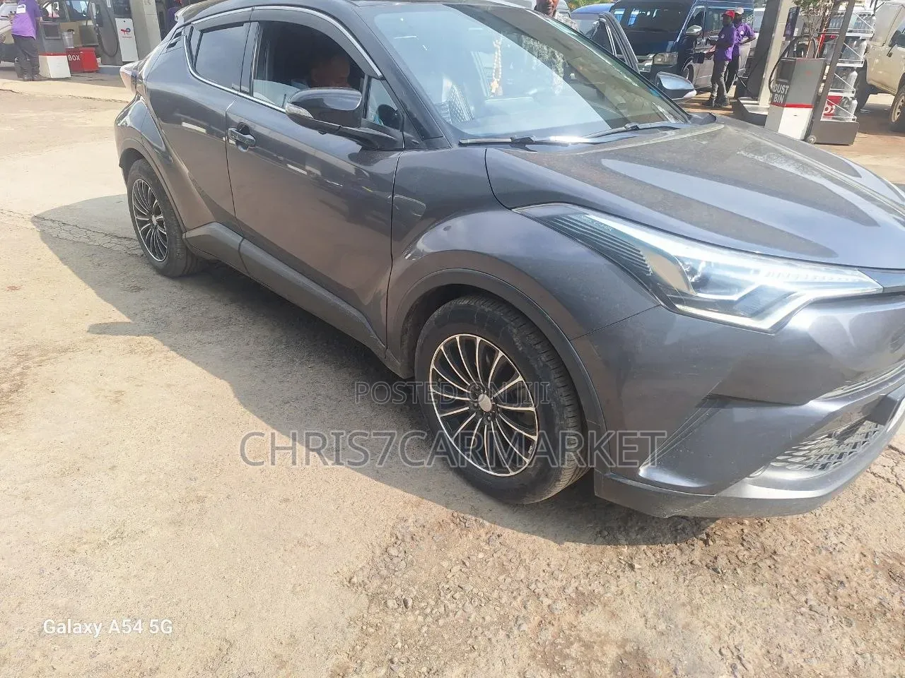 Toyota C-HR Limited FWD 2020 Gray