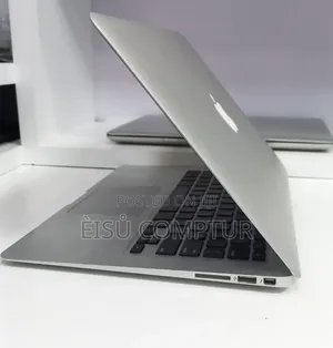 New Laptop Apple MacBook Air 2017 8GB Intel Core i7 SSD 256GB