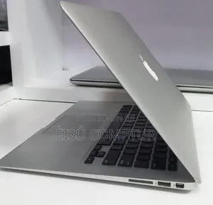 New Laptop Apple MacBook Air 2017 8GB Intel Core i7 SSD 256GB