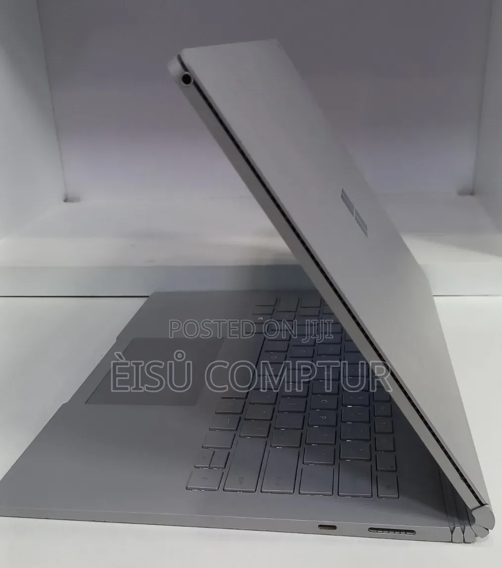 New Laptop Microsoft Surface 16GB Intel Core i7 SSD 512GB