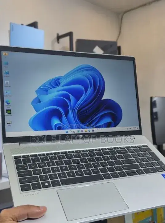 New Laptop HP ProBook 450 G8 16GB Intel Core i7 SSD 512GB