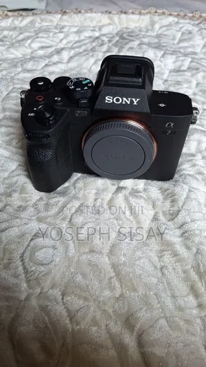 Sony Alpha 7iv