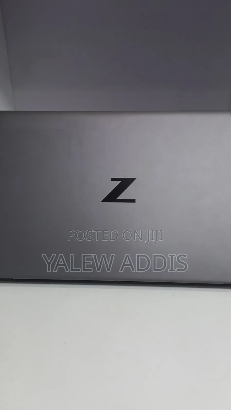 New Laptop HP ZBook Firefly G8 16GB Intel Core i7 SSD 512GB
