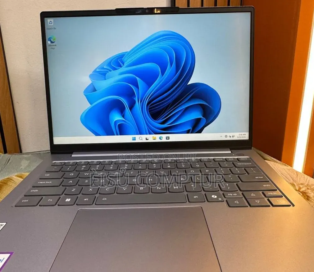 New Laptop Lenovo ThinkPad 2 16GB Intel Core 5 SSD 512GB