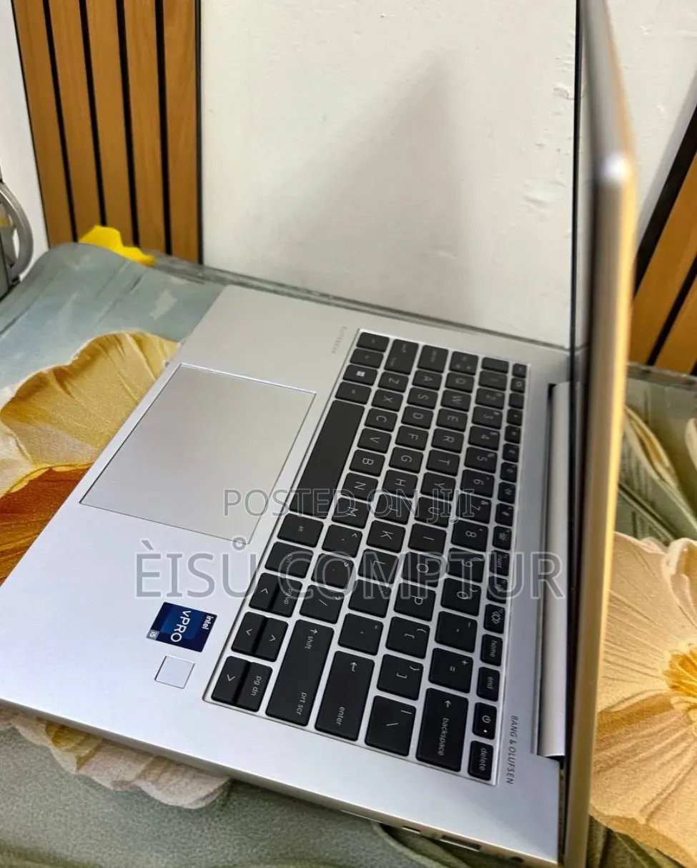 New Laptop HP EliteBook 840 G9 16GB Intel Core i5 SSD 512GB
