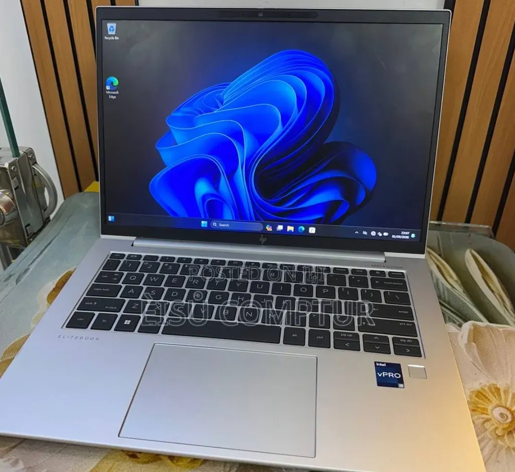New Laptop HP EliteBook 840 G9 16GB Intel Core i5 SSD 512GB