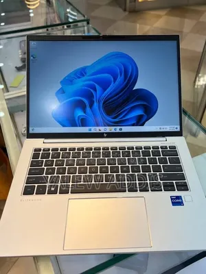 New Laptop HP EliteBook 840 G9 16GB Intel Core i7 SSD 512GB