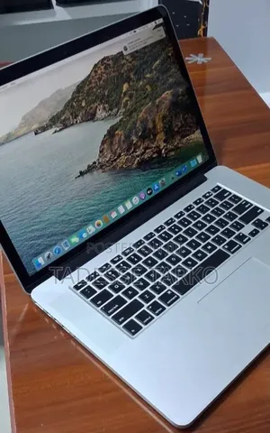 New Laptop Apple MacBook Pro 2014 16GB Intel Core i7 SSD 256GB