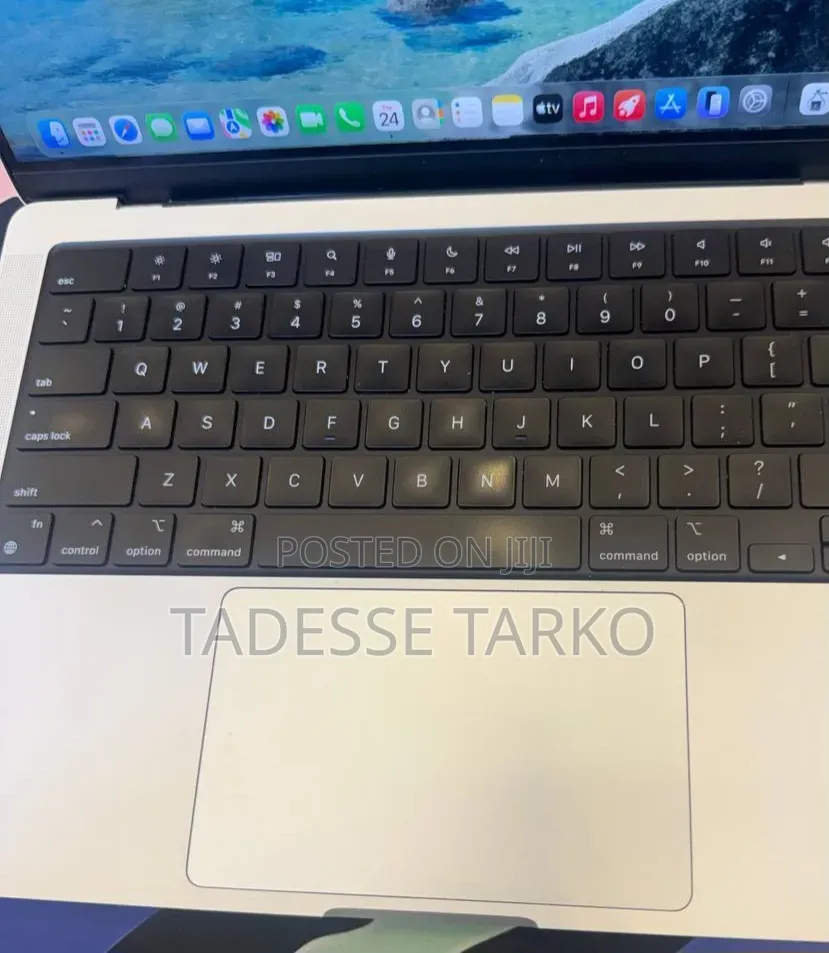 New Laptop Apple MacBook Pro 2021 M1 16GB Apple M1 Pro SSD 512GB