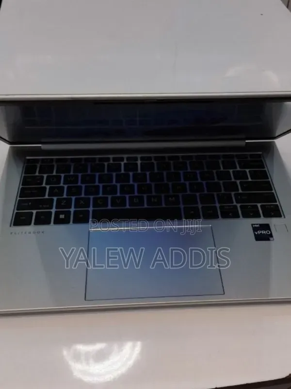 New Laptop HP EliteBook 840 G10 16GB Intel Core i7 SSD 512GB
