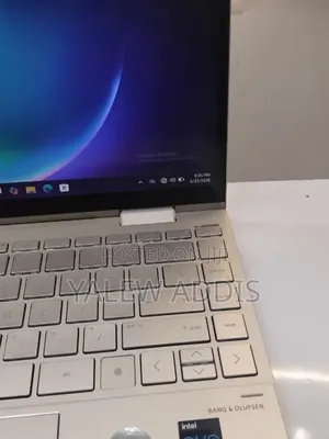 New Laptop HP Envy x360 8GB Intel Core i7 SSD 512GB